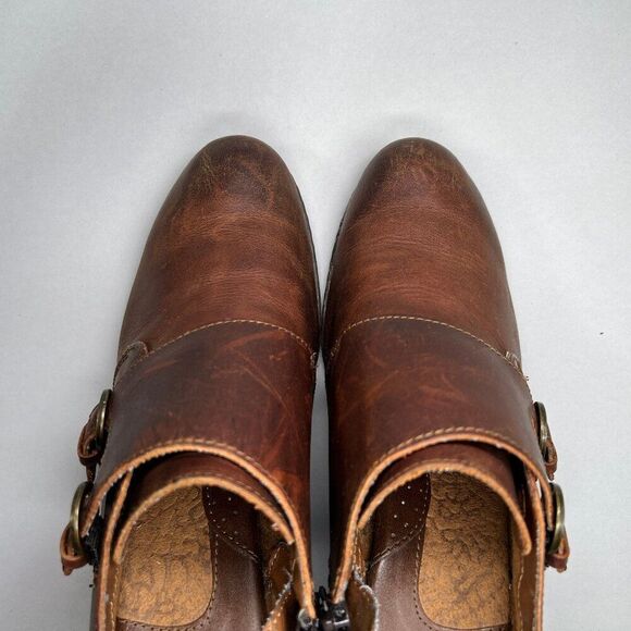 Born Concepts BOC Women's Size 8.5 Brown Leather Buckle Ankle Boots - Picture 12 of 14